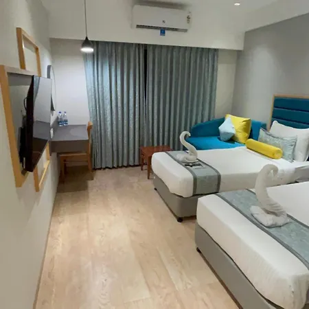 The Excellency Hotel 3*